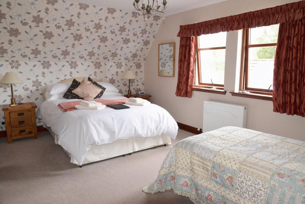 Home Farm Bed And Breakfast Muir of Ord Εξωτερικό φωτογραφία
